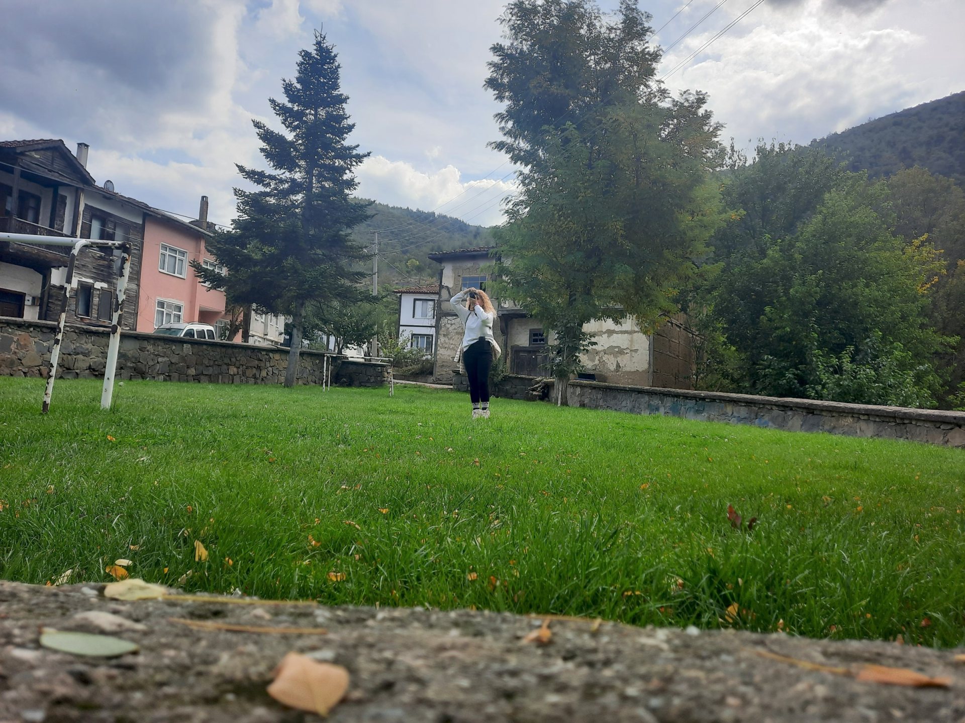 Taraklı